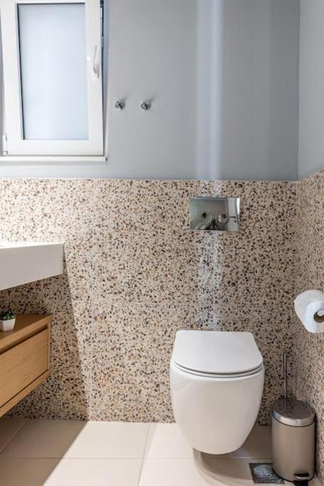 Calm Home Διαμέρισμα Κέντρο Ηρακλείου Heraklion  Bagian luar foto
