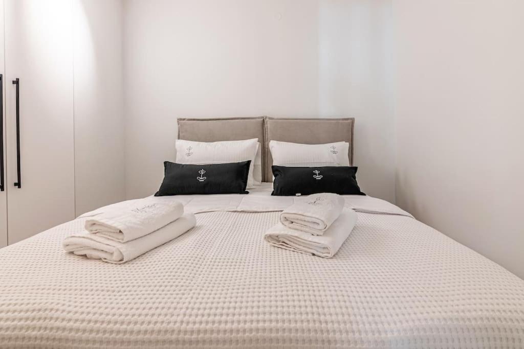 Calm Home Διαμέρισμα Κέντρο Ηρακλείου Heraklion  Bagian luar foto