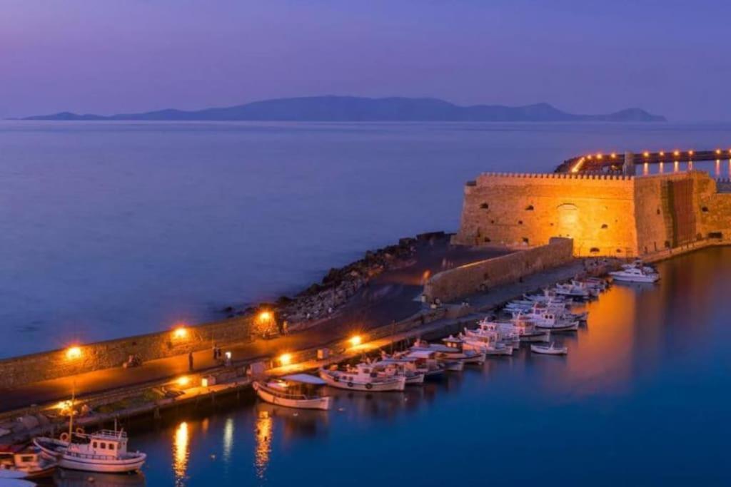 Calm Home Διαμέρισμα Κέντρο Ηρακλείου Heraklion  Bagian luar foto