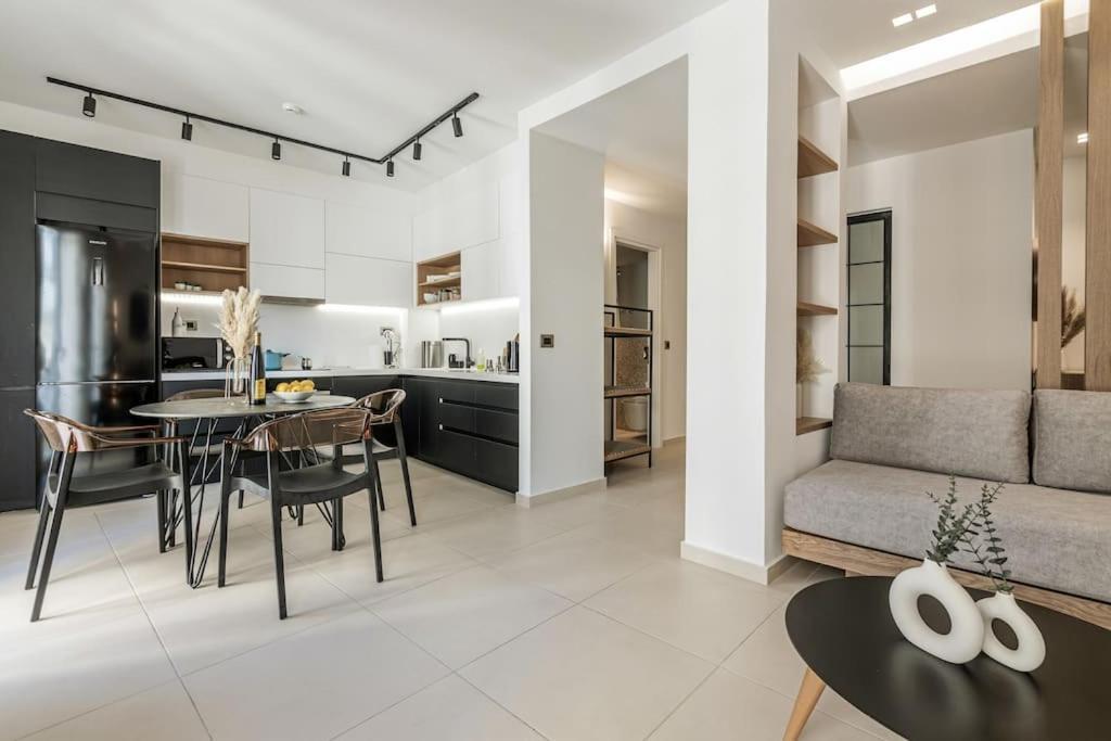 Calm Home Διαμέρισμα Κέντρο Ηρακλείου Heraklion  Bagian luar foto